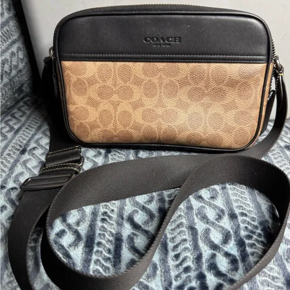Coach Black and Tan Crossbody Bag with Matching Wallet - Picture 2 of 13